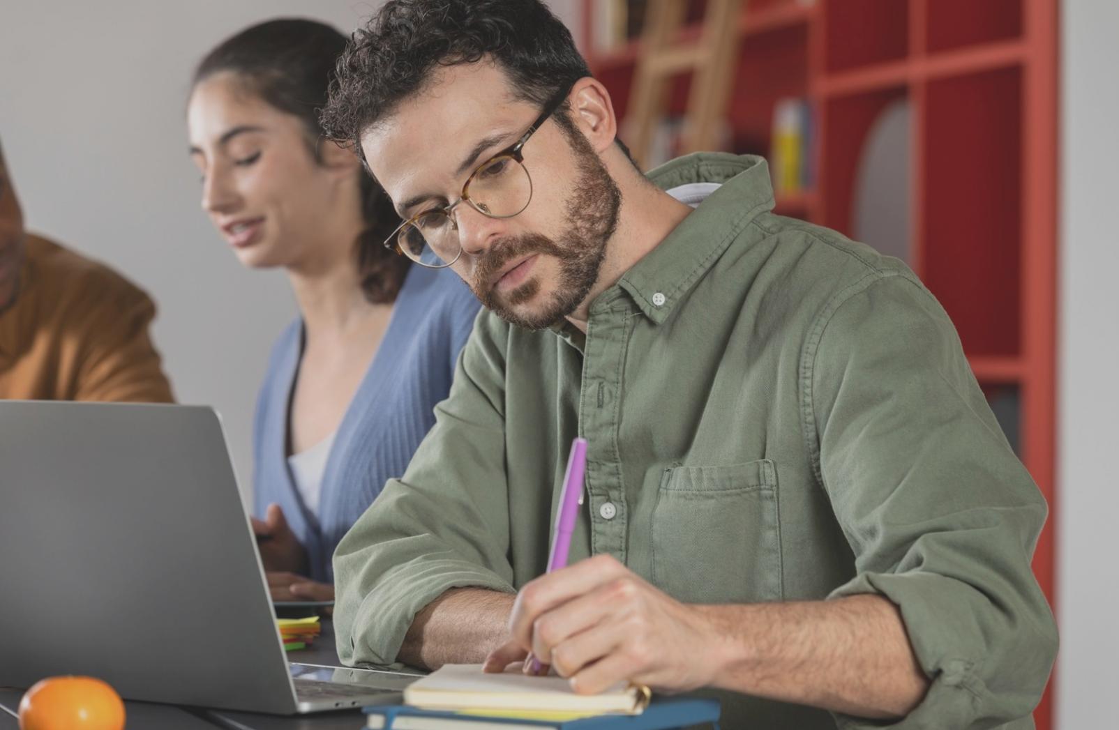 Metodología de enseñanza práctica en finanzas